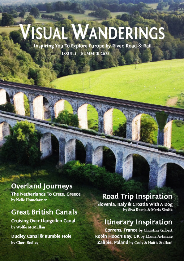 Visual Wanderings Issue 1